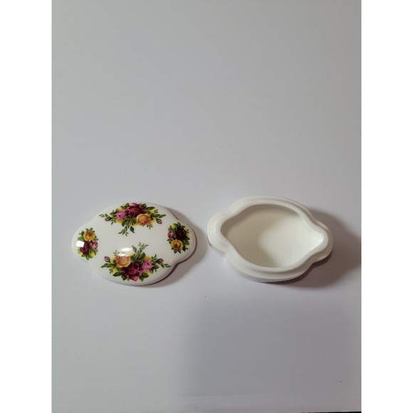 Vintage Royal Albert Old Country Roses Trinket Box-England - Picture 3 of 6